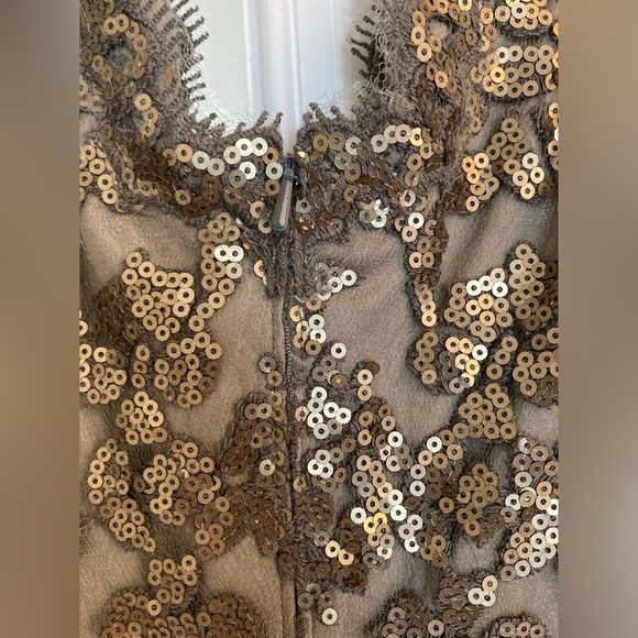 Tadashi Shoji Size 12 Sequin Cocktail Dress - Picture 10 of 16